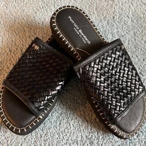 Patrizia Bonfanti Made in Italy black leather sandal size 40